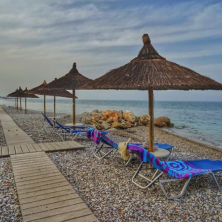 Kokoni Beach Hotel Екстер'єр фото